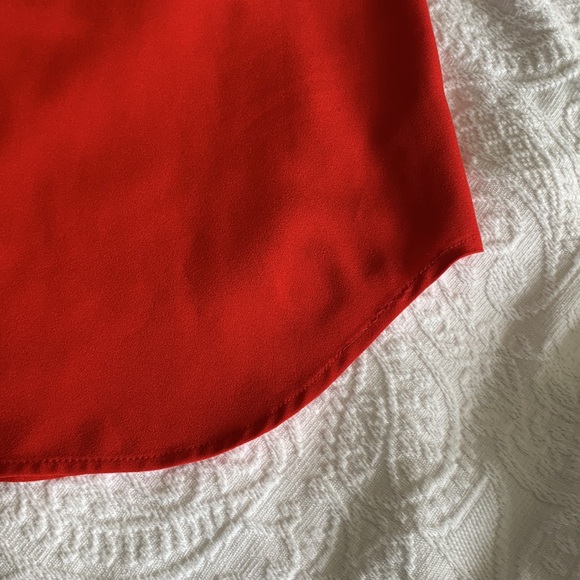 Red dress by cupcakes and cashmere - Picture 3 of 3